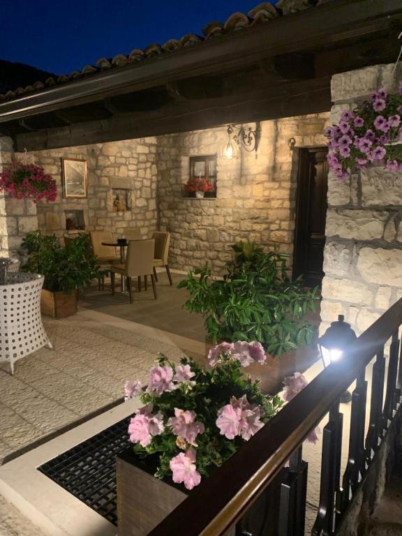 Villa Oda Tomori Berat Ngoại thất bức ảnh