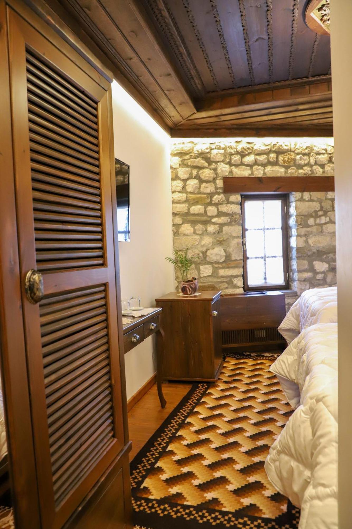 Villa Oda Tomori Berat Ngoại thất bức ảnh