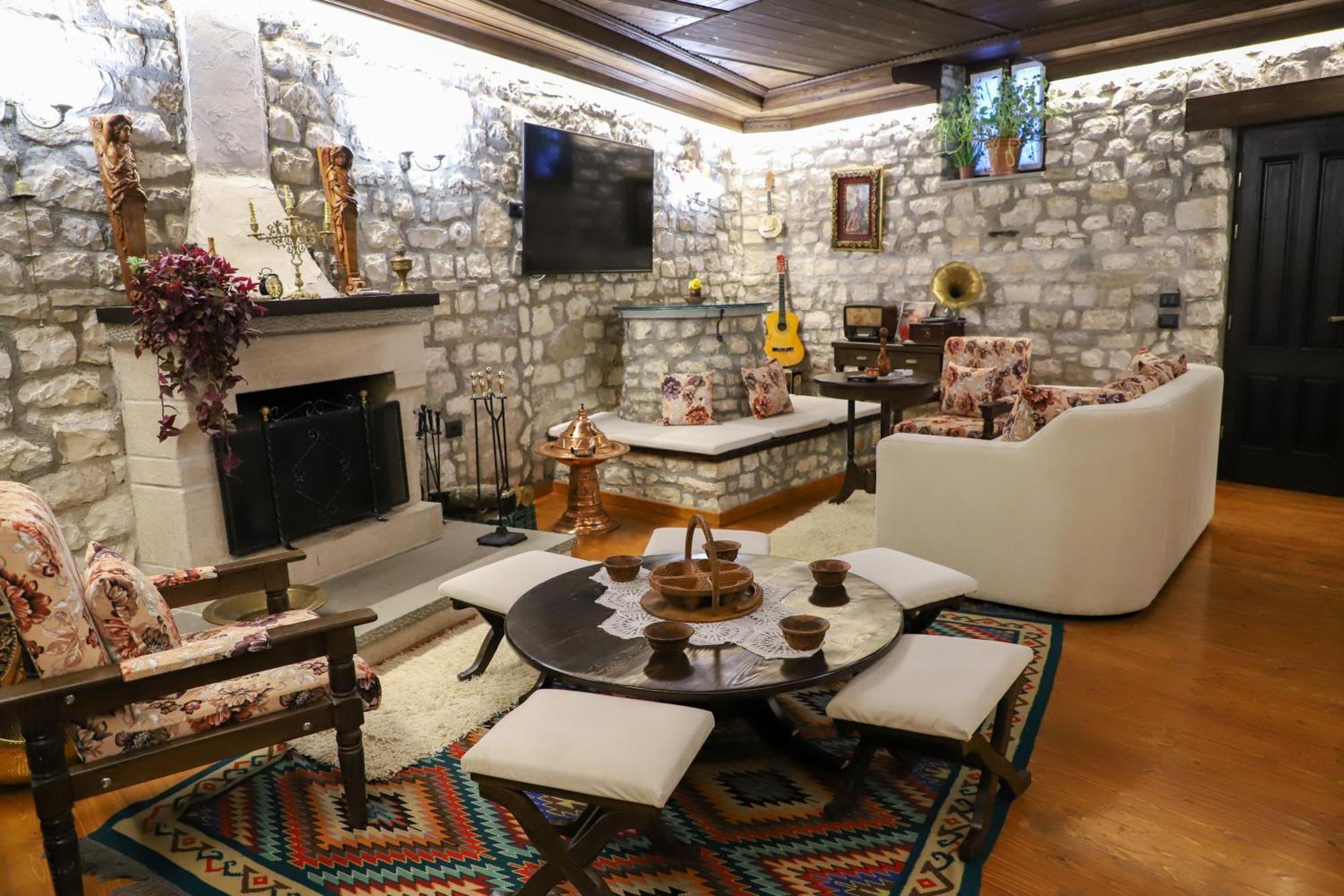 Villa Oda Tomori Berat Ngoại thất bức ảnh