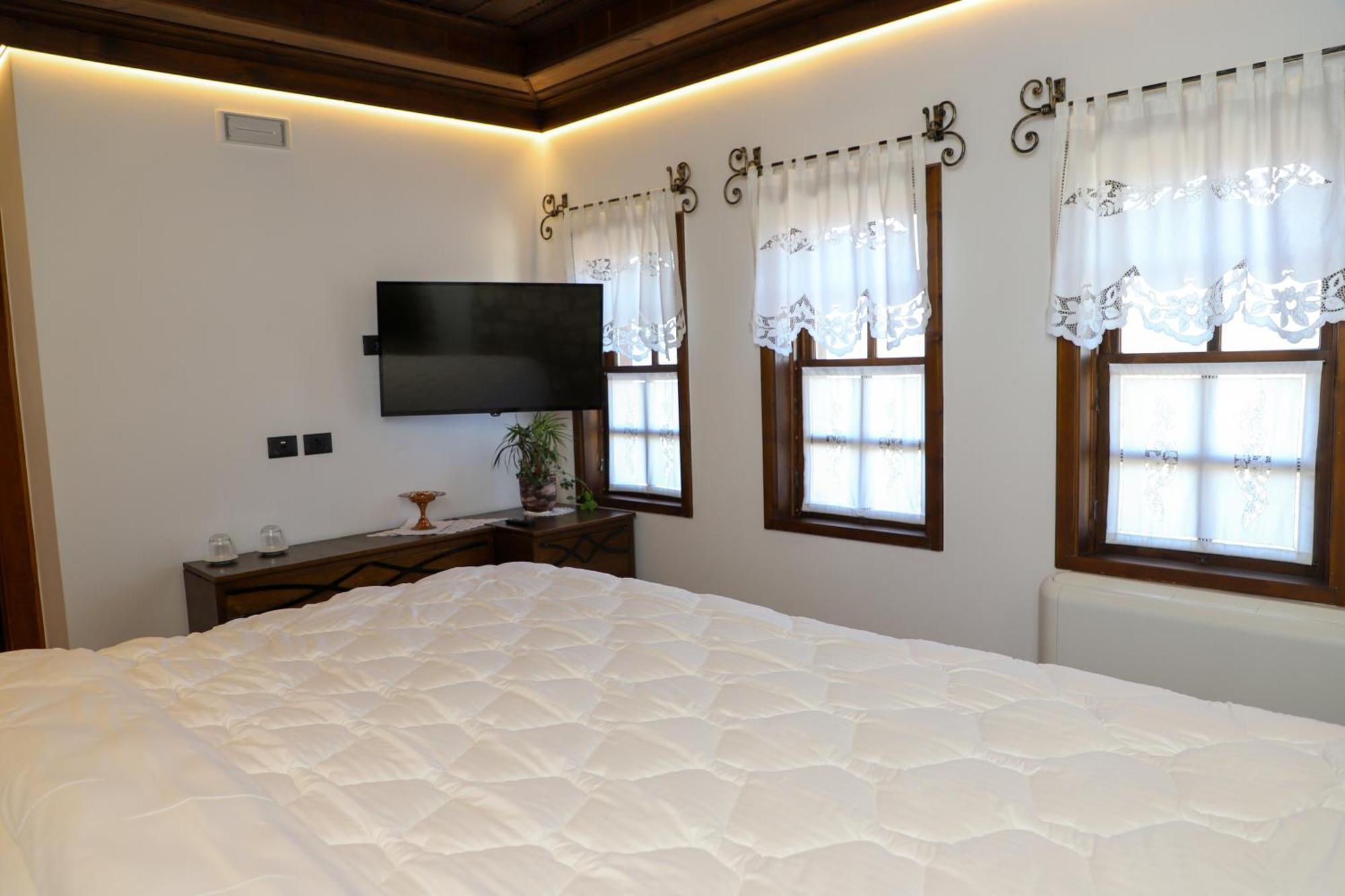 Villa Oda Tomori Berat Ngoại thất bức ảnh