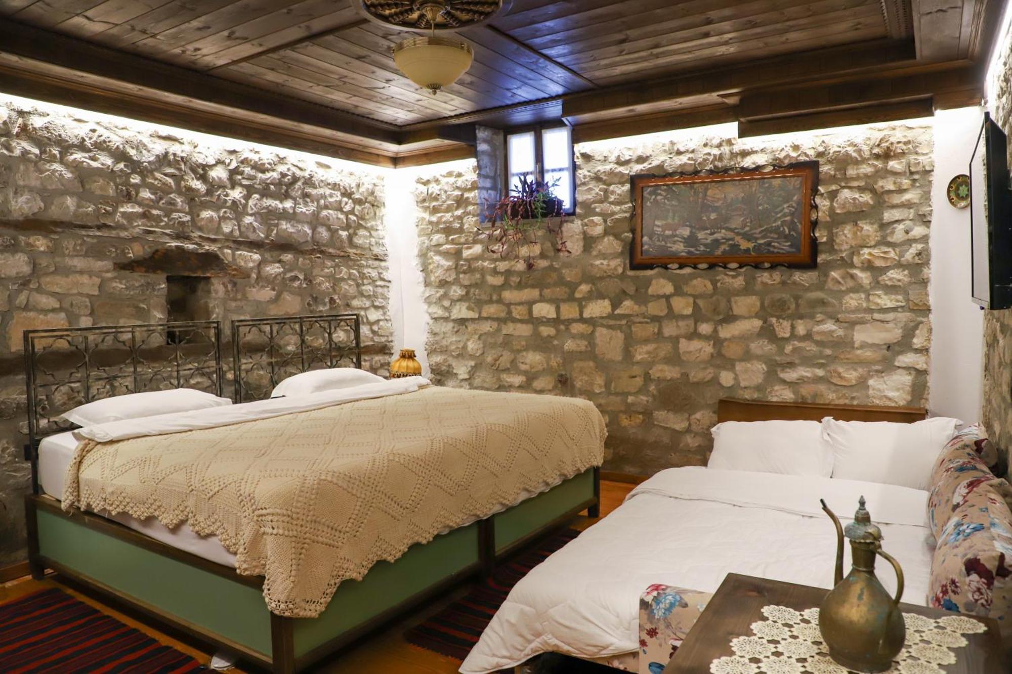 Villa Oda Tomori Berat Ngoại thất bức ảnh