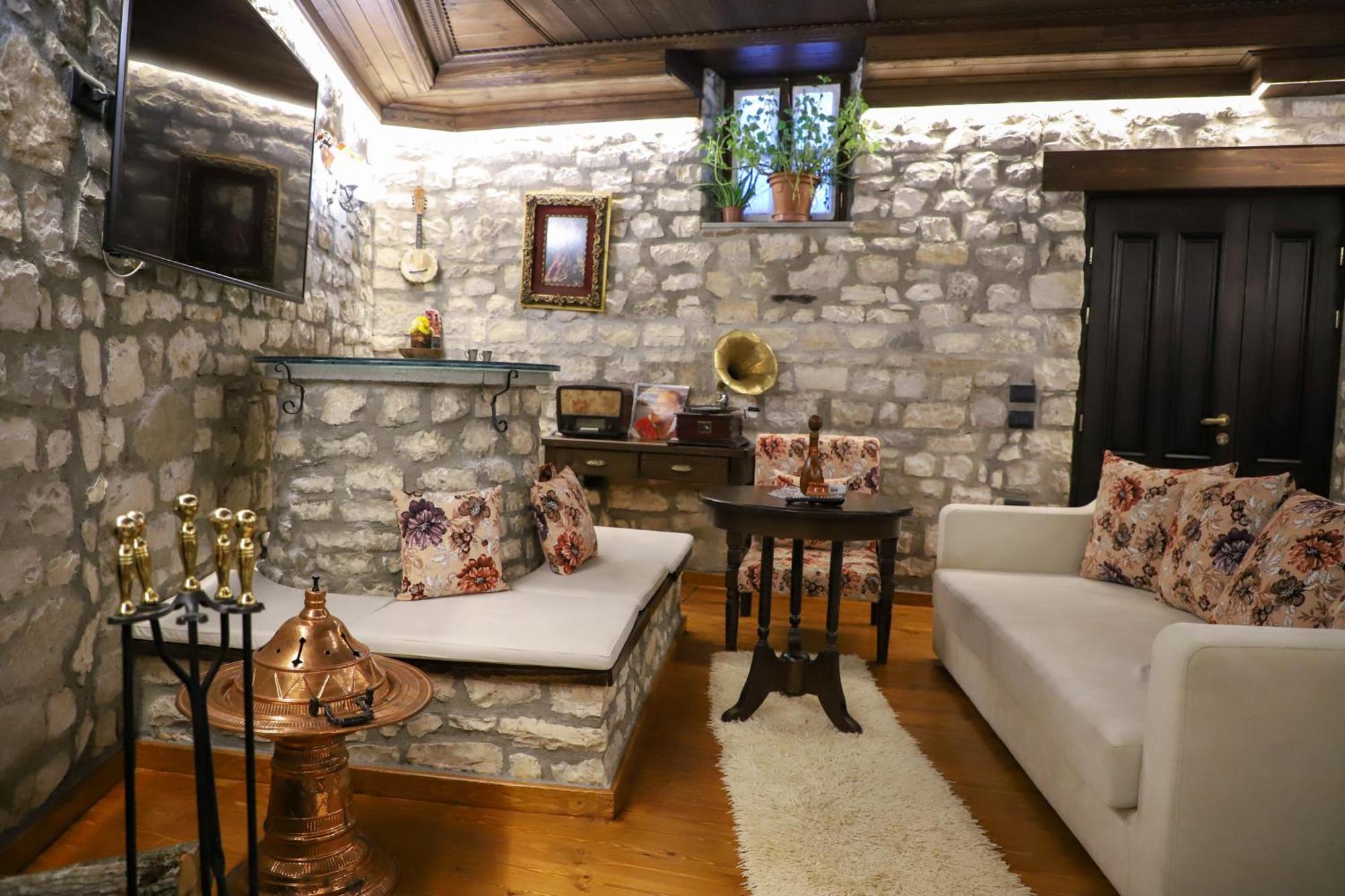 Villa Oda Tomori Berat Ngoại thất bức ảnh