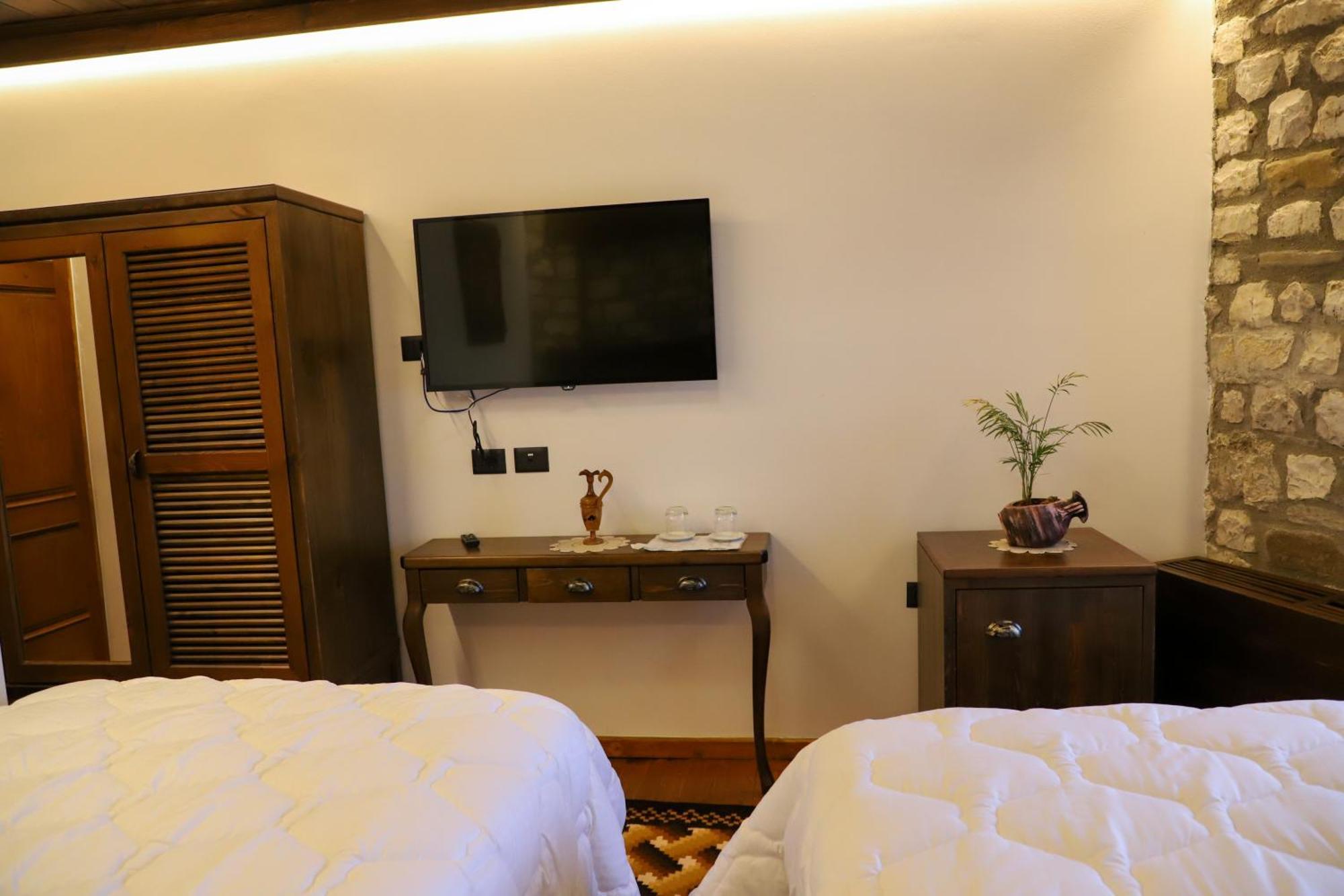 Villa Oda Tomori Berat Ngoại thất bức ảnh