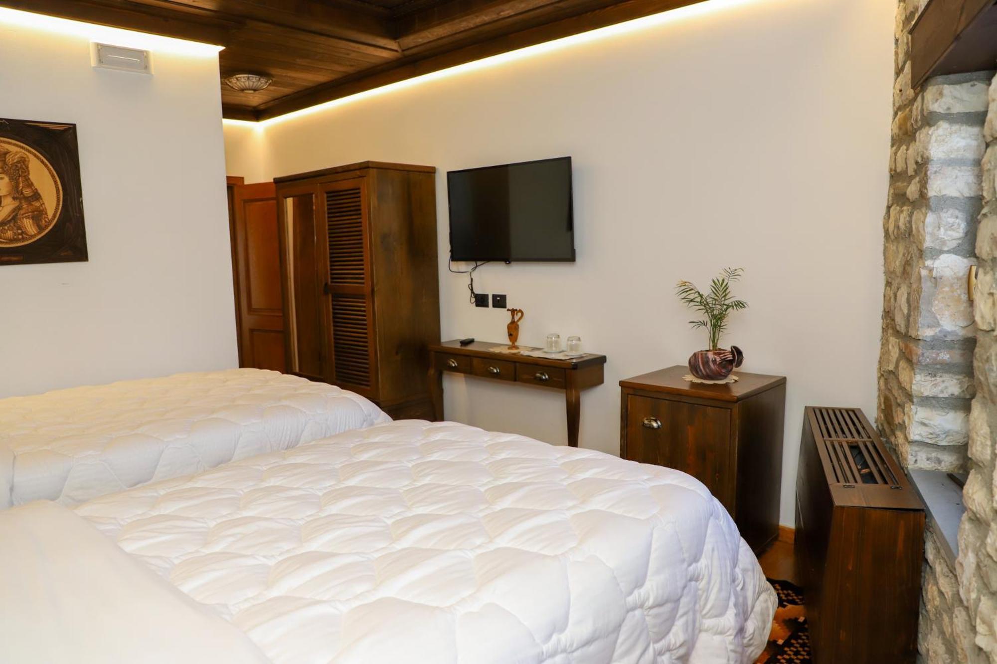 Villa Oda Tomori Berat Ngoại thất bức ảnh
