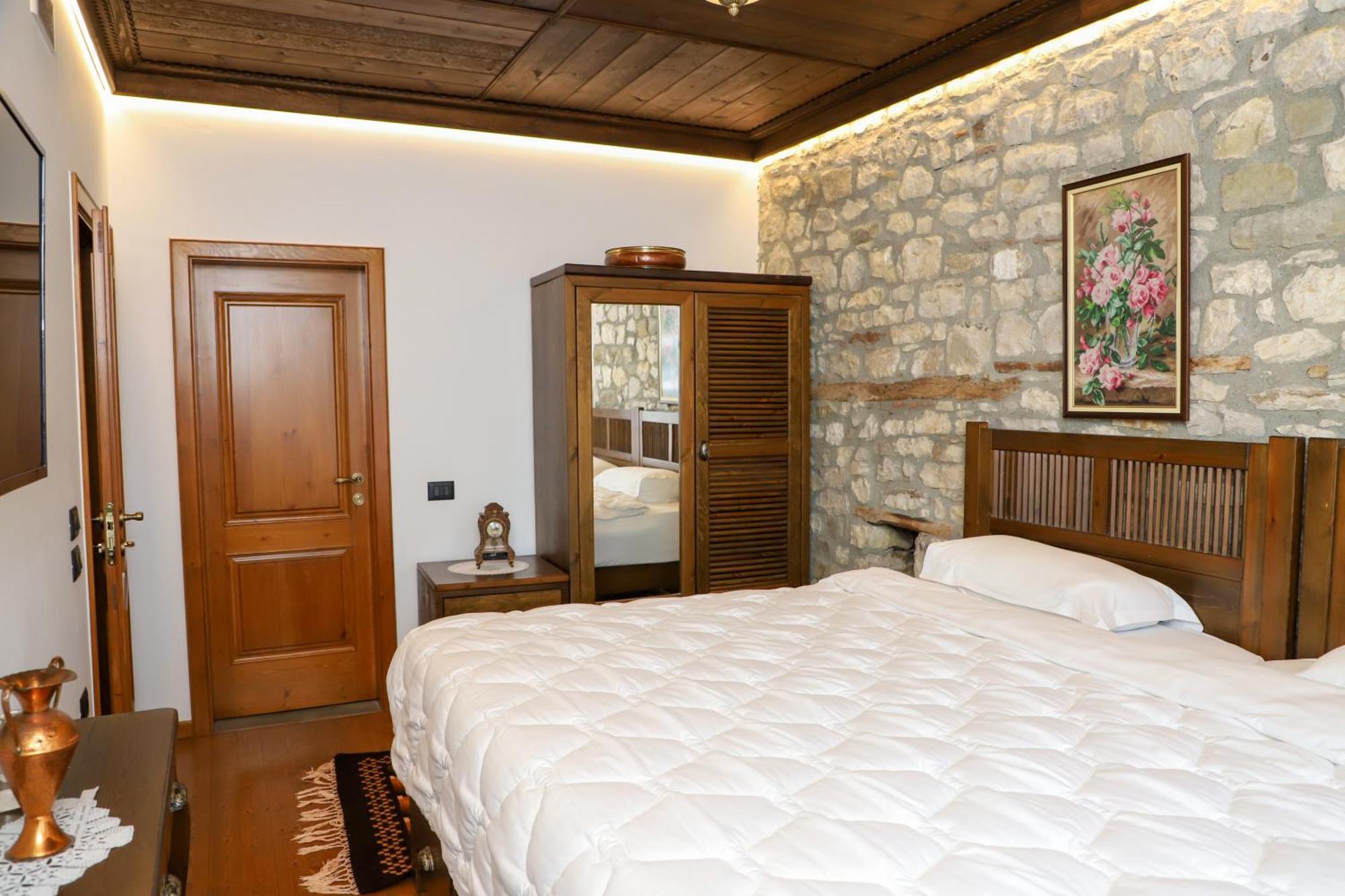 Villa Oda Tomori Berat Ngoại thất bức ảnh